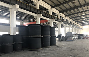 橋墩碼頭π型橡膠護(hù)舷廠家